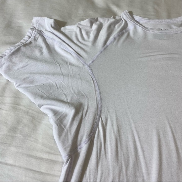 EJIS White Crew Neck Tee Shirt Men's Large Padded Armpit Wearable Confidence - Picture 6 of 7